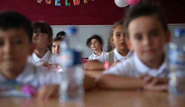 Bakan duyurdu: Okula başlama yaşı değişiyor