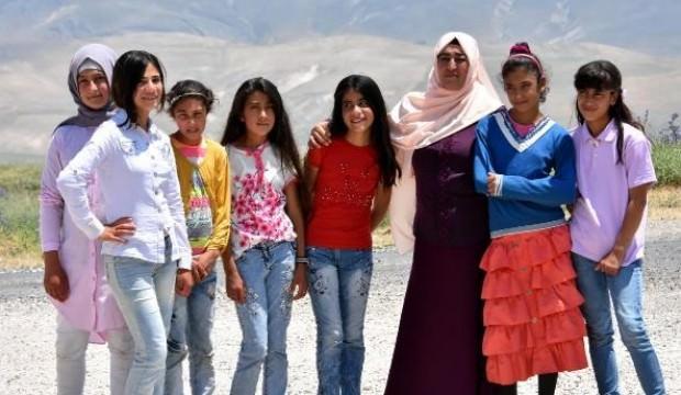 Çocuk gelin Sentene Polat'ın hayatı belgesel oldu