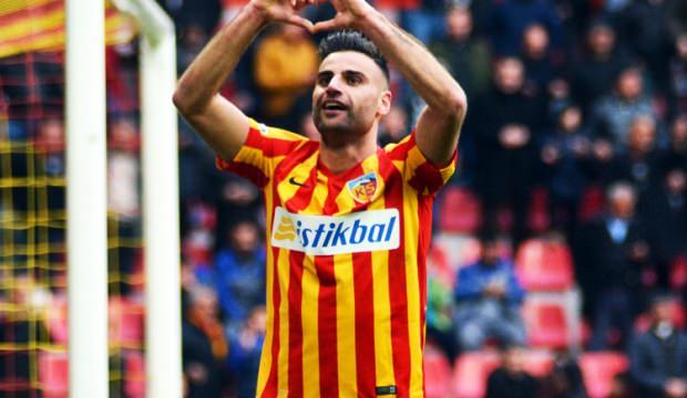 Deniz Türüç'ten devlere müjde! Resmen açıkladı