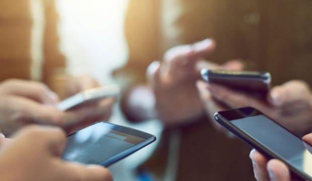 Irak'tan şaşırtan yasak! Akıllı telefon kullanılmayacak
