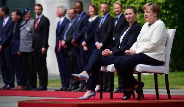 Merkel'den zekice tedbir! Bu kez risk almadı