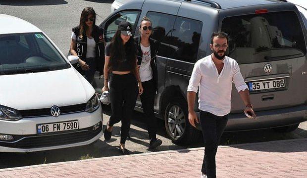 Sosyal medya ‘fenomeni’ Pelinsu gözaltına alındı