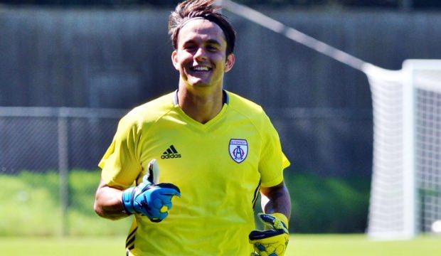 Anlaşma sağlandı! Trabzonspor'a yeni kaleci