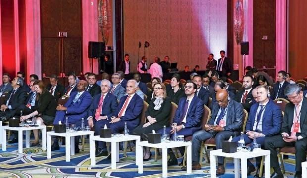 Bakan'dan çağrı: Gerçek yüzünü tüm dünyaya anlatalım