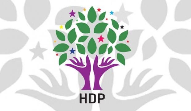 HDP'li belediyelerin Türk bayrağı düşmanlığı