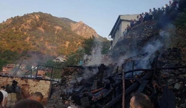 Feci olay! Karı-koca yanarak can verdi