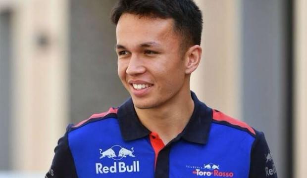 Red-Bull'da Gasly'nin yerine Albon'u getirdi