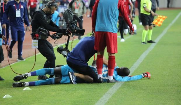 Sivas-Beşiktaş maçında korku dolu anlar