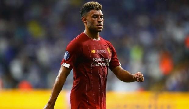 Alex Oxlade-Chamberlain'in sözleşmesi uzatıldı