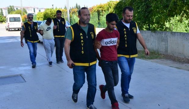 Cep telefonu için dehşet saçan gaspçılar polisten kaçamadı