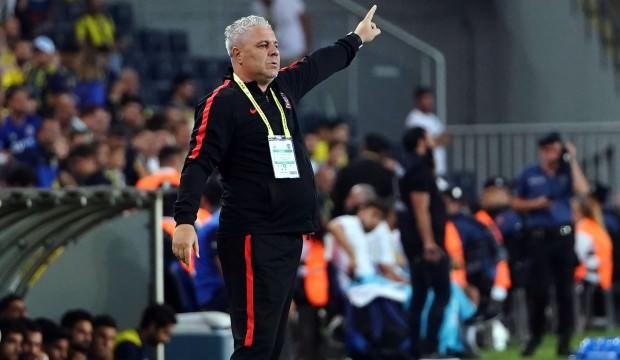 Kadıköy'de ilk maç öncesi gerginlik çıktı!