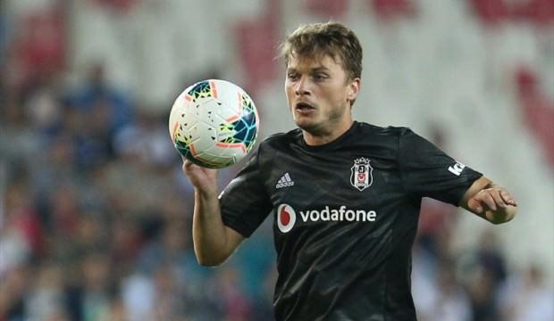 Ljajic çıldırdı! Teknik heyet zor sakinleştirdi