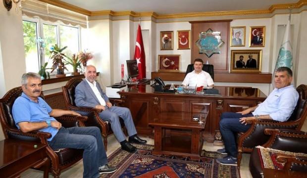 Zekeriya Karaman'dan Belediye Başkanı'na ziyaret