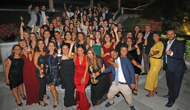 Nielsen, 9 Baykuş Ödülü ile zirvede!
