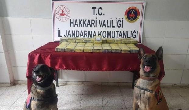 Dere kenarında 34 kilo eroin ele geçirildi