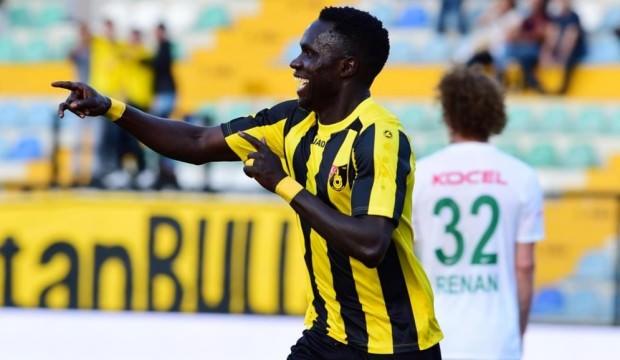 İstanbulspor ilk galibiyetini aldı