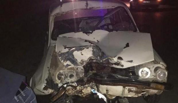 Otomobil ile motosiklet çarpıştı: 1 ölü, 4 yaralı