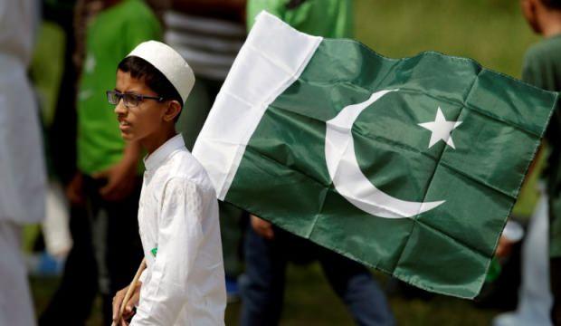 Pakistan'dan Keşmir açıklaması! Gezegenin en büyük hapishanesi