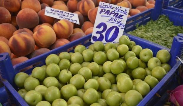 Sezonun son erikleri! Fiyatı dudak uçuklattı
