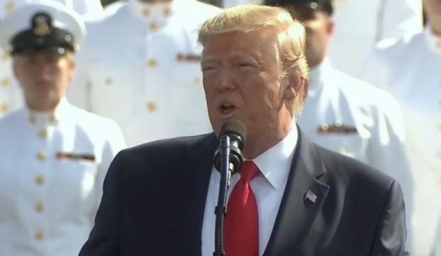 Trump, Bolton'a çok ağır yüklendi: Zeki değildi ve itaatsiz...