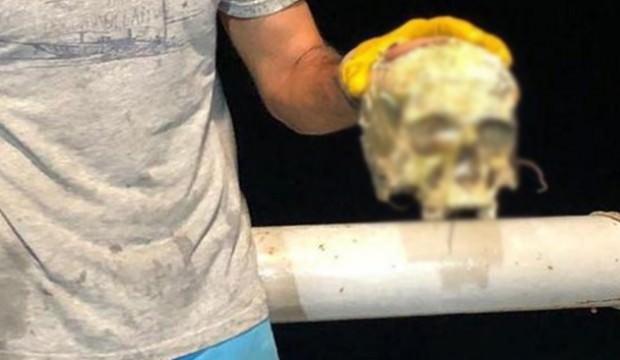 Antalya'da korkunç görüntü! Trol ağlarına takıldı