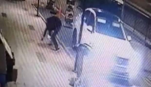 Çaldıkları otomobille hırsızlık yaptılar