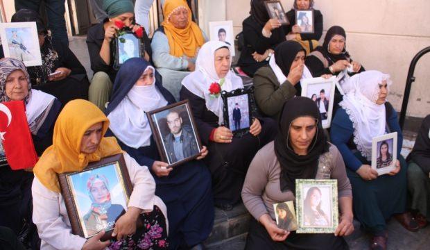 Evlat nöbetindeki aileleri tehdit eden kişi yakalandı