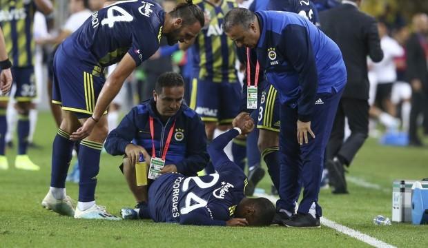 Fenerbahçe'de derbi öncesi büyük şok!