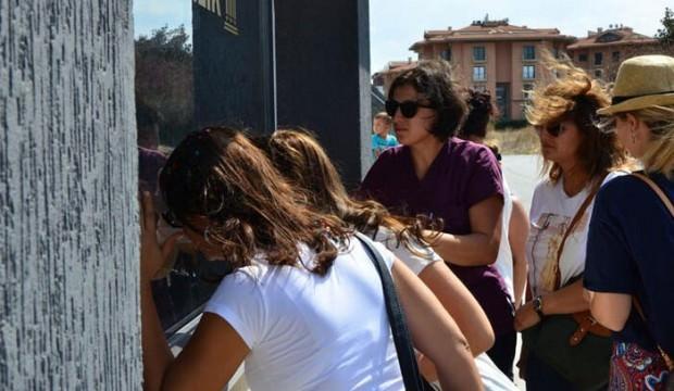 Özel okula kayıt yaptırdılar! Hem paralarından, hem okuldan oldular