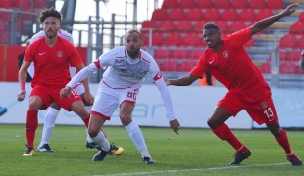 Ümraniyespor puanı 90+5'te kurtardı!