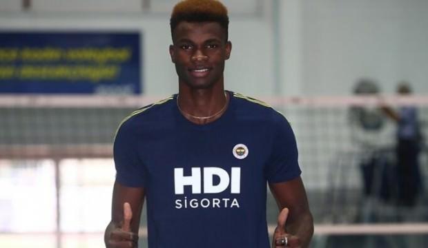Nwachukwu Fenerbahçe HDI Sigorta'da!