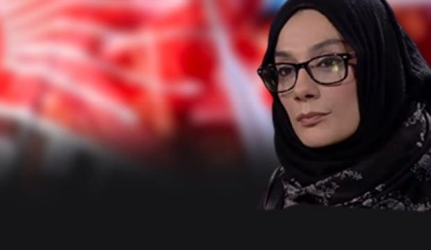 Cumhuriyet halk otobüsü fena tosladı