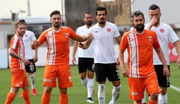 Ümraniyespor milli araya lider girdi!