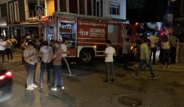 Ataşehir oto tamirci dükkanında yangın