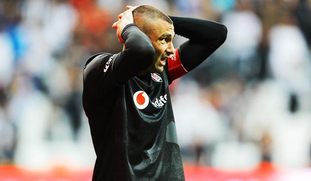 Burak Yılmaz derbide yok!