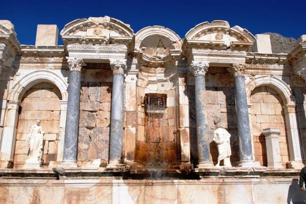 Awhaf_1570457154_3932 Her köşesi açık hava müzesi Türkiye'de görülmesi gereken 19 antik kent