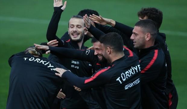 A Milli Takım'da neşeli antrenman
