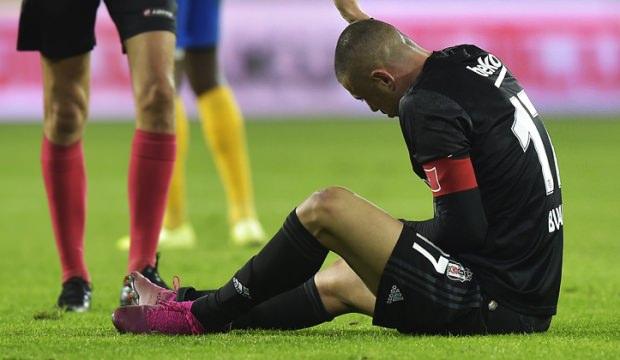 Beşiktaş'ta derbi öncesi Burak Yılmaz şoku!