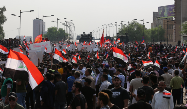 Irak'ta hükümet protesto edildi!