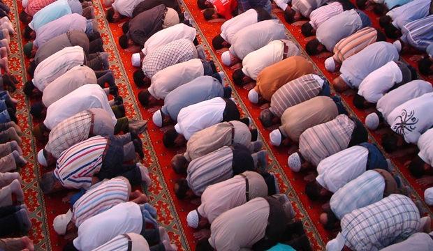 Cuma namazı nasıl kılınır? Mübarek Cuma namazı kaç rekat?