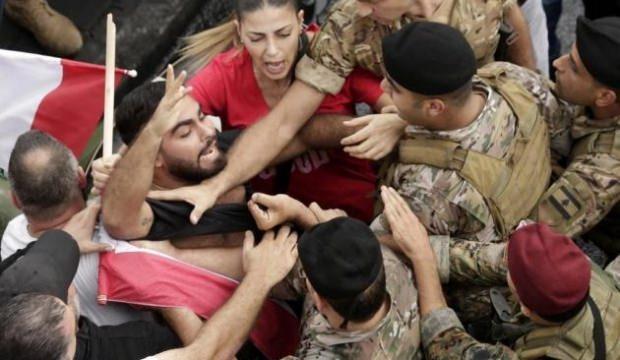 Lübnan'da gösteriler 2. haftaya girdi