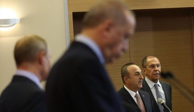 Türkiye'nin siyasi başarısı sosyal medyanın gündeminde