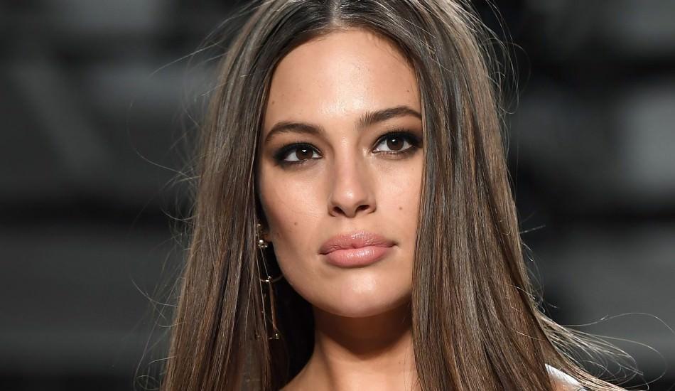 Büyük beden Ashley Graham anne oldu!