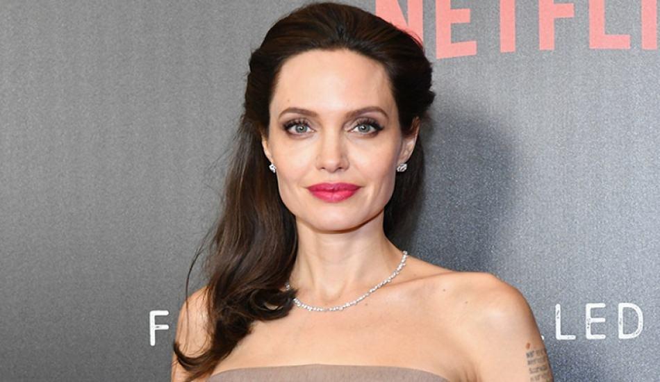 angelina_jolieden_unutulmayacak_sozler_hayati_hakkinda_konustu_1573028931_7249.jpg