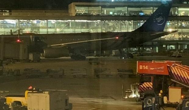 Hollanda'da uçak kaçırma girişimi! Rehineler var