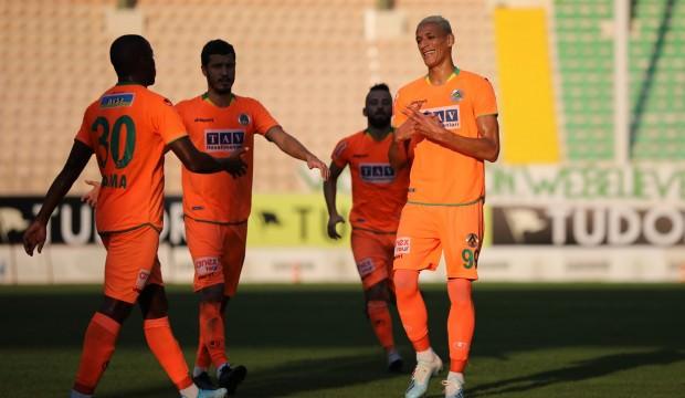 Alanyaspor hazırlık maçında Adana Demirspor'u yendi