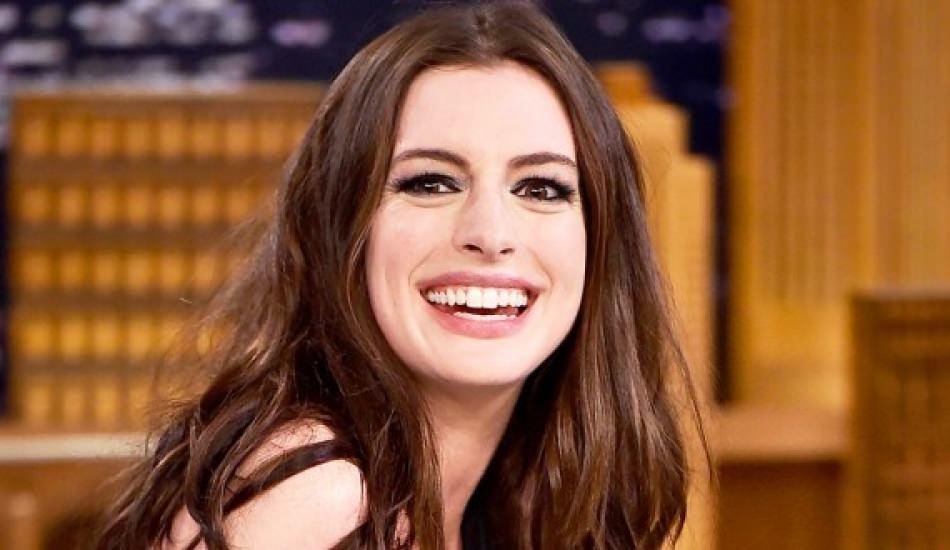 anne_hathaway_37_yasina_girdi_1573547813_8533.jpg