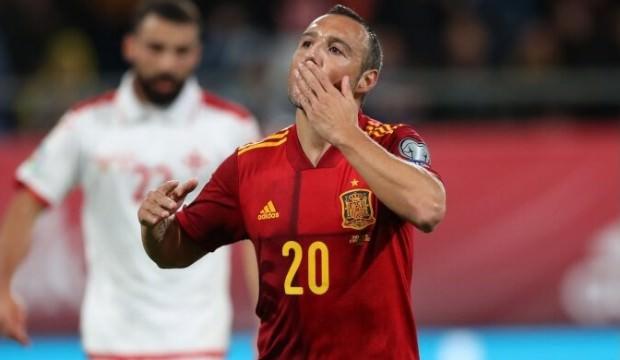 İspanya'dan gol bombardımanı!