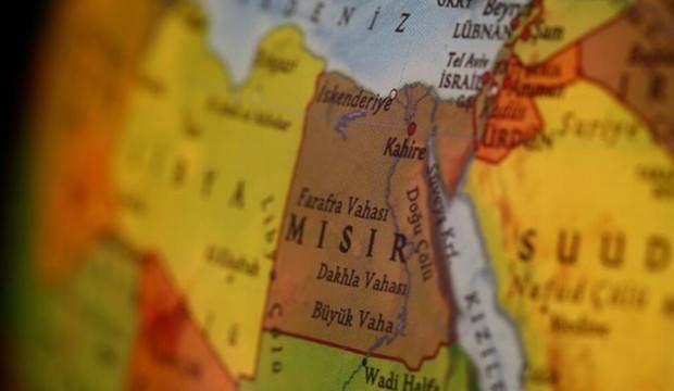 Mısır iki Türk vatandaşını sınır dışı etti