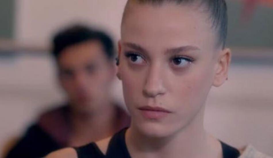 serenay_sarikaya_acikladi_aglamadan_duramadim_1573457039_5374.jpg